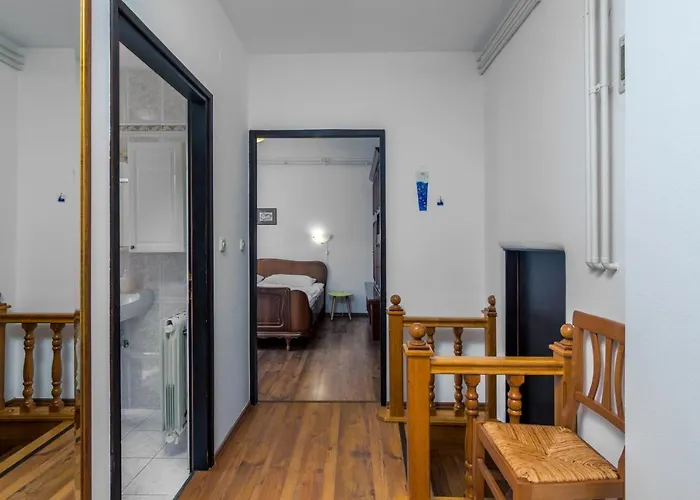 With Parking Space Pjescana Uvala, - 7349 Appartamento Pola